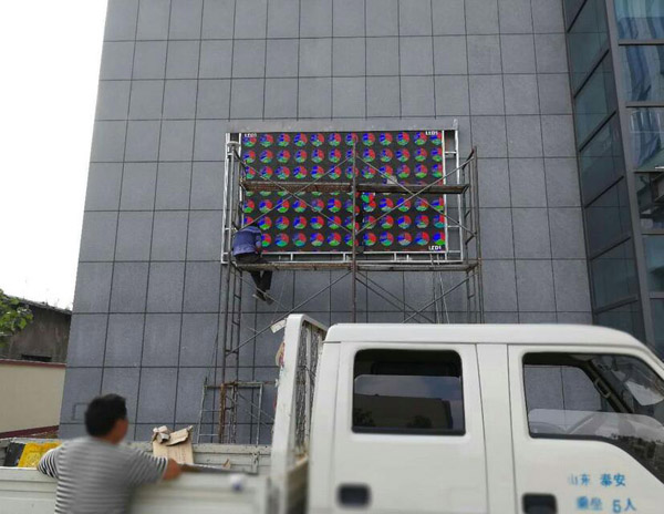 LED顯示屏如何維護(hù)?使用過(guò)程中如何保養(yǎng)?